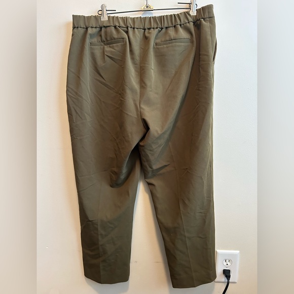 Tommy Hilfiger Women’s Flat Front Ankle Pants - Picture 4 of 6